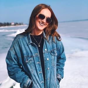 Meet your Posher, Hayley